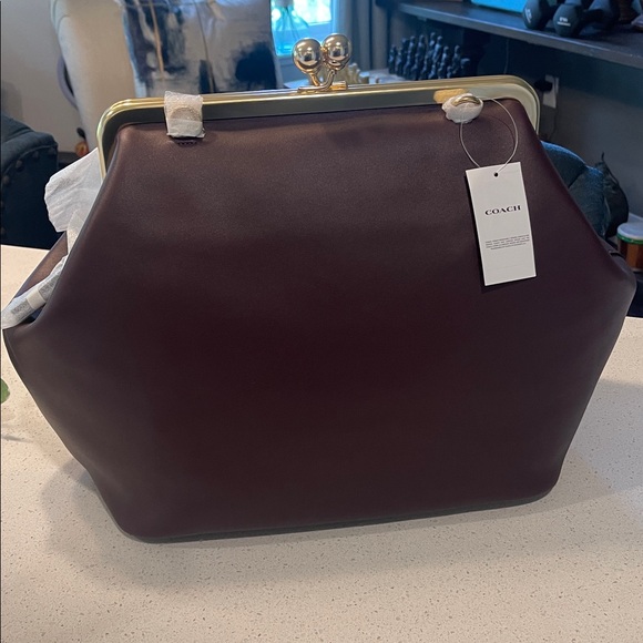 COACH Large Kisslock Frame Shoulder Clutch Bag (Black Currant) - NWT💜 - Picture 9 of 17